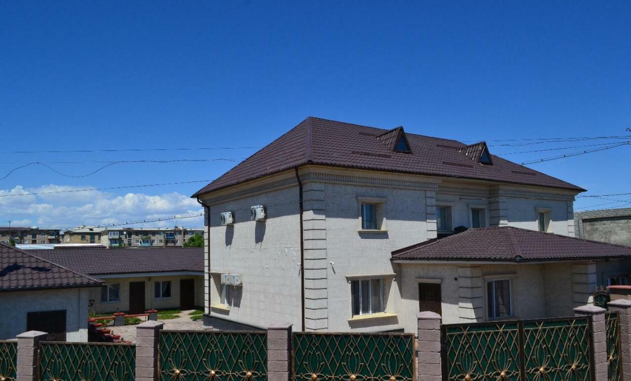 Family Hotel Балхаш Екстериор снимка