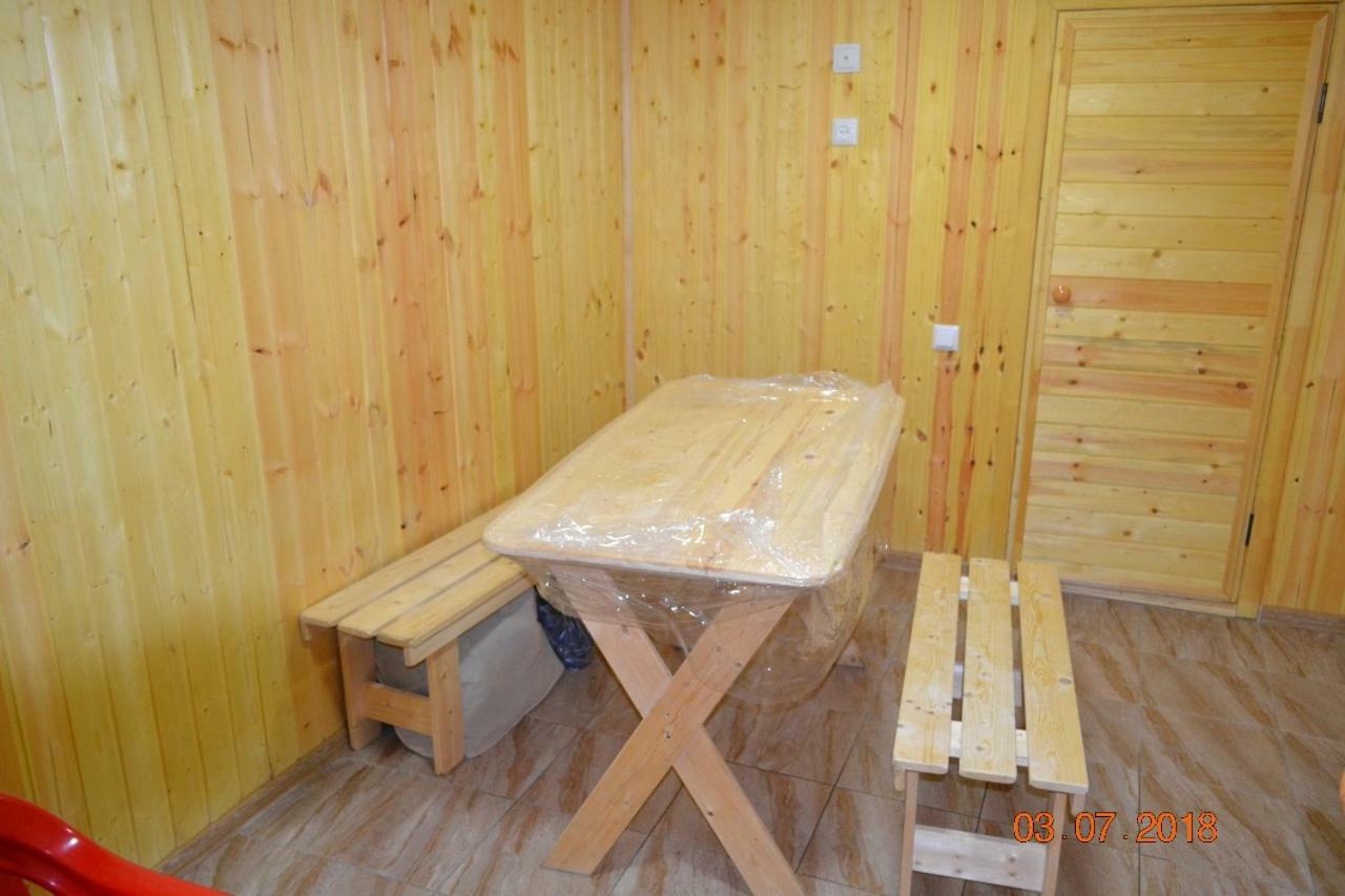Family Hotel Балхаш Екстериор снимка
