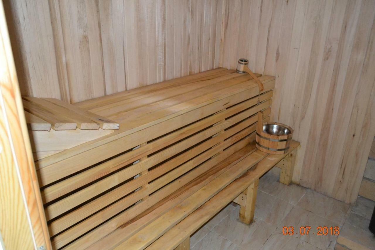 Family Hotel Балхаш Екстериор снимка