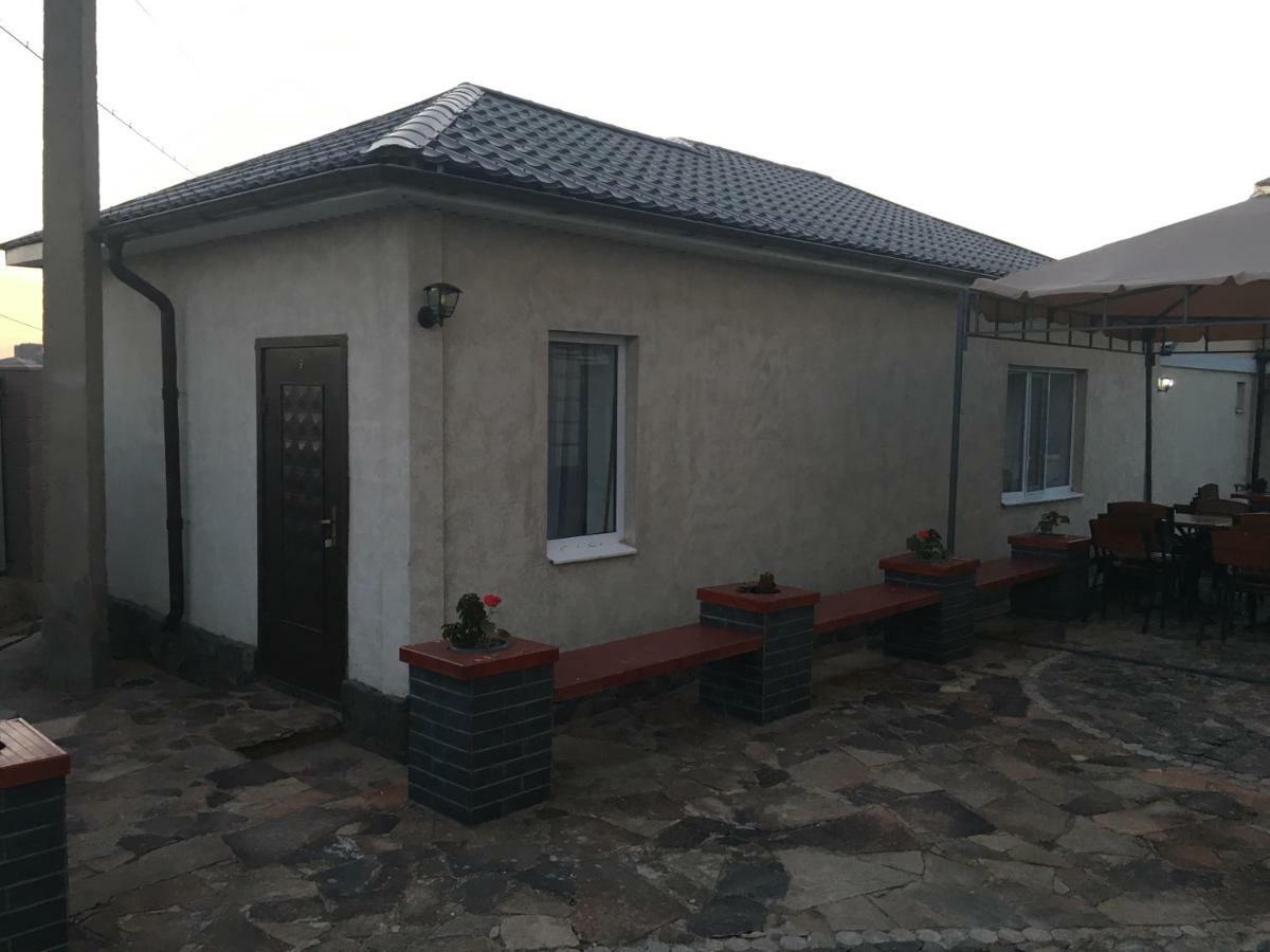 Family Hotel Балхаш Екстериор снимка